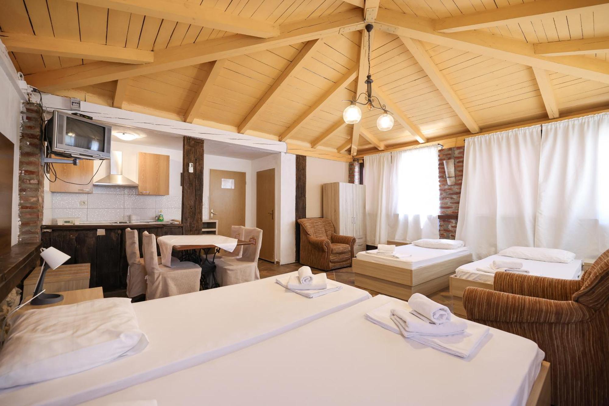 Tribunia Beach Hotel Tribalj 외부 사진